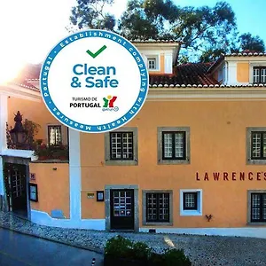 Hotel Lawrences