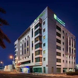 Hotel Express Dubai, Jumeirah By Ihg