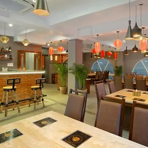 Studio16 Hotel